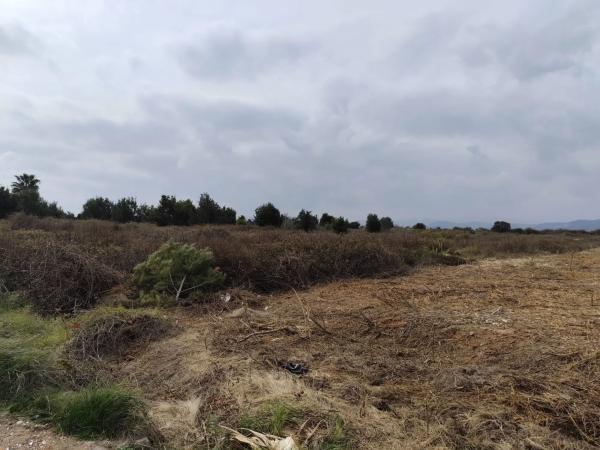 Terreno en Avda de Abril - 9 de Octubre