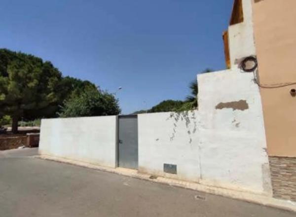 Terreno en calle Cirilo Amorós