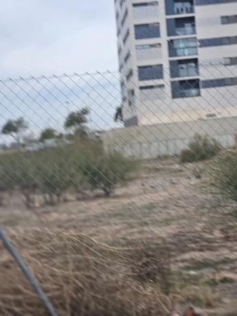 Terreno en avenida de la Mallada