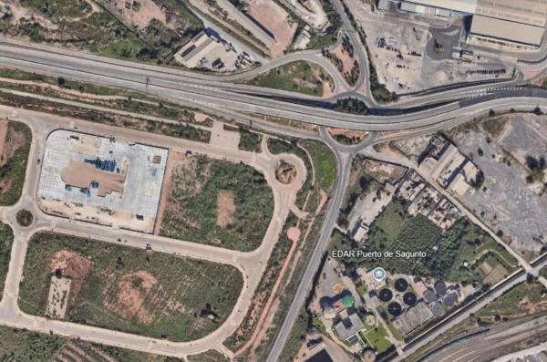 Terreno en Avda de Abril - 9 de Octubre