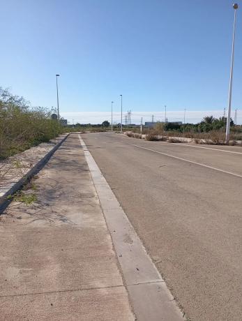 Terreno en Avda de Abril - 9 de Octubre