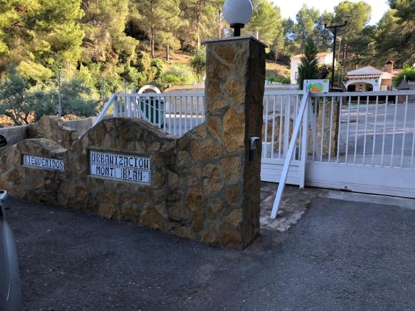 Terreno en Urbanizacion Montblau, 20