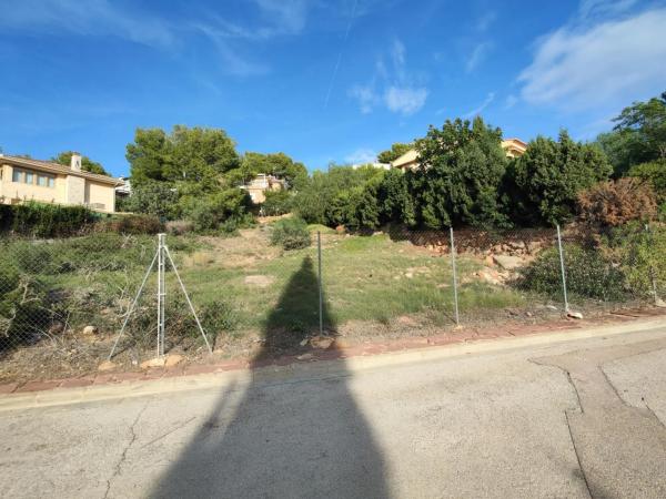 Terreno en calle Puig De Santa Maria, 391