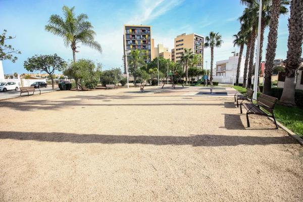 Terreno en calle Muntanya de Romeu, 222