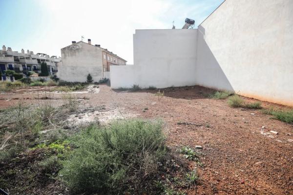 Terreno en calle Muntanya de Romeu, 222