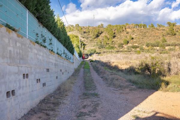 Terreno en Polígono 4