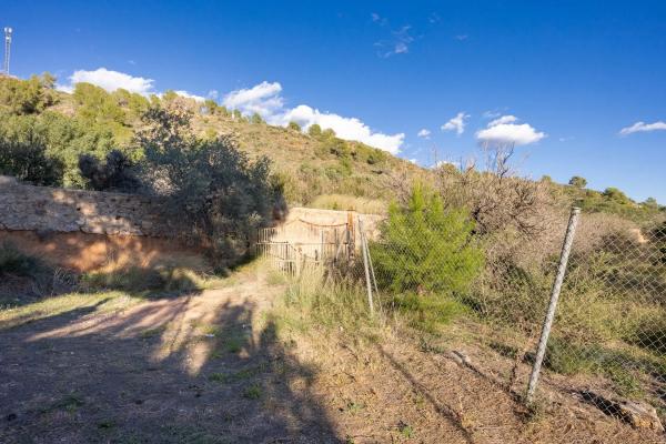Terreno en Polígono 4