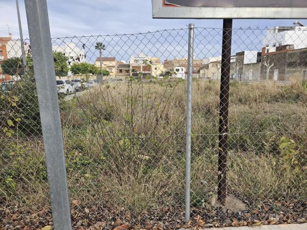 Terreno en calle José Segrelles