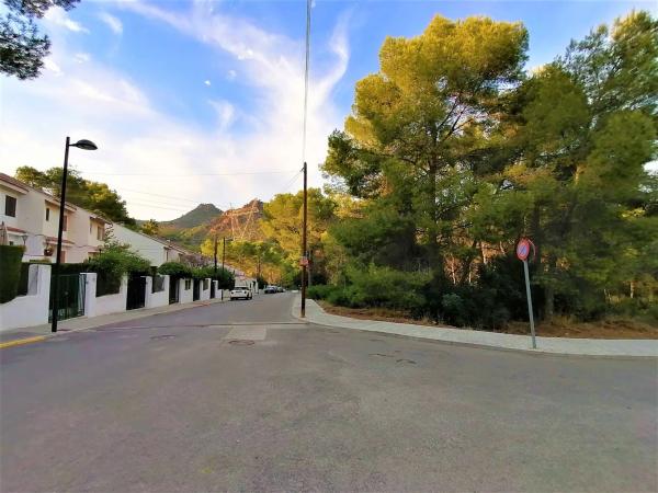 Terreno en calle Vinalesa, 25