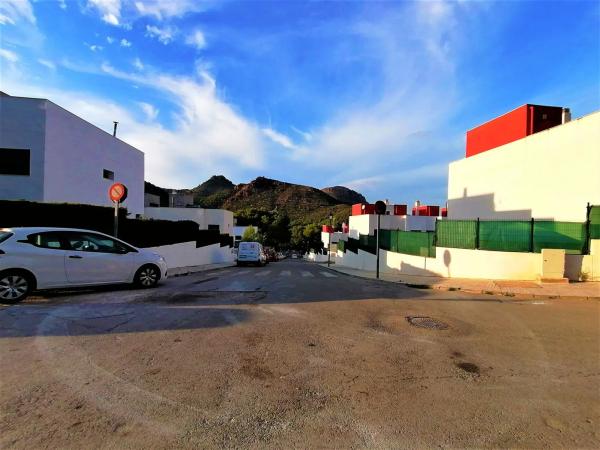 Terreno en calle Vinalesa, 25