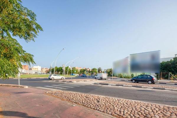 Terreno en calle Miguel Mihura