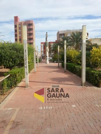 Terreno en calle Lluís Vives