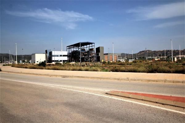 Terreno en calle a Cami Mar