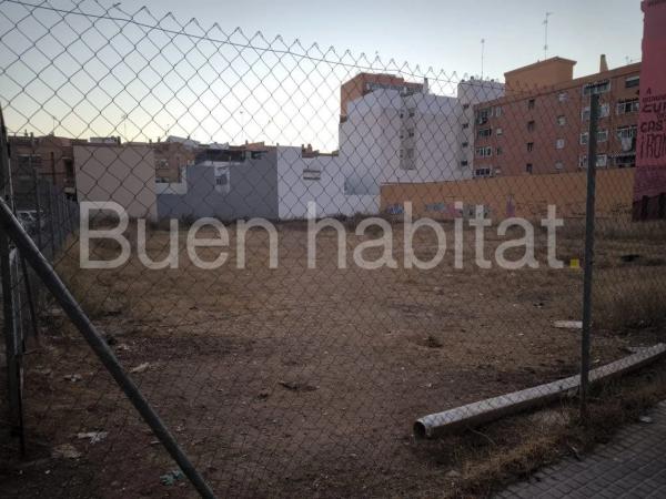 Terreno en avenida 9 d'Octubre, 135