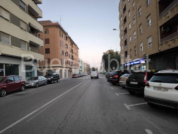 Terreno en avenida 9 d'Octubre, 135