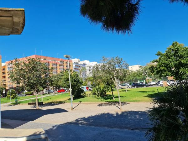 Terreno en Avda de Abril - 9 de Octubre