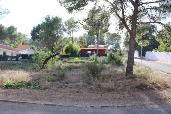 Terreno en Urbanización el Tochar, 87