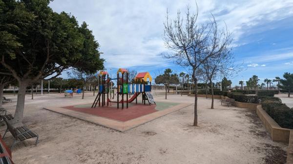 Terreno en calle Mossén Cucaló