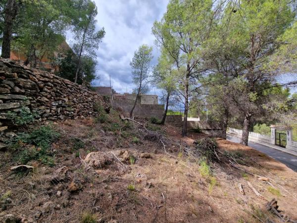 Terreno en C. 6, 43 D