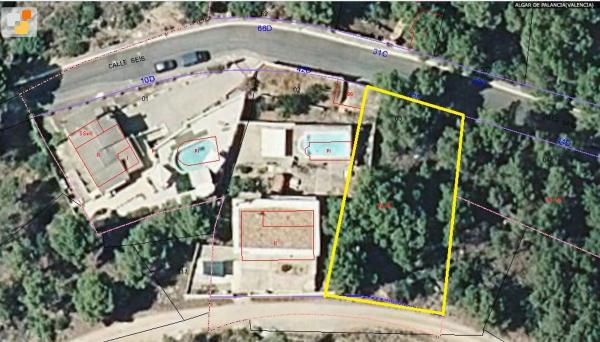 Terreno en C. 6, 43 D