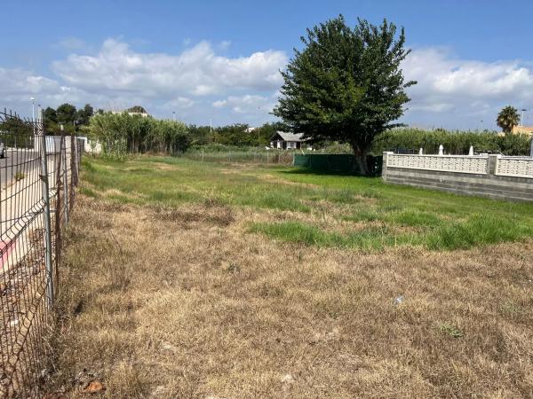 Terreno en calle Virgo, 2