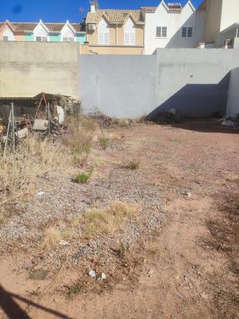 Terreno en calle Alejandro García Bustr, 21