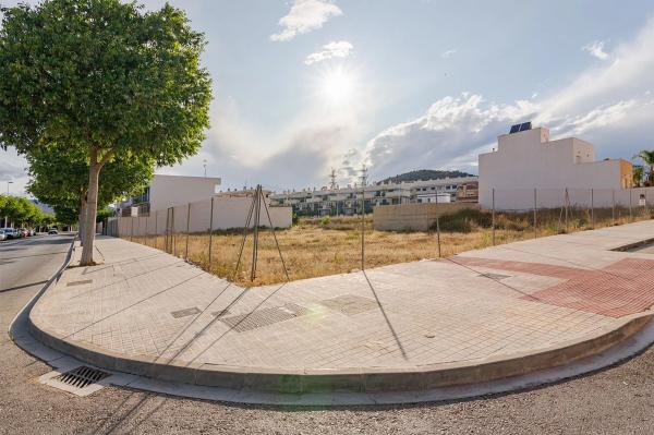 Terreno en calle del Catedràtic Josep Lluís Blasco Estellés