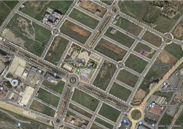 Terreno en calle Mossén Cucaló