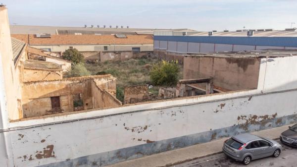 Terreno en avenida del Racó de I´Horta, 8 -14