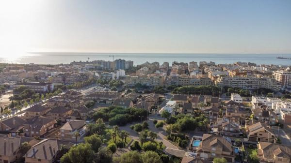 Terreno en calle Giacomo Puccini