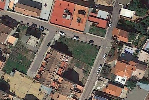 Terreno en calle Pintor Sorolla