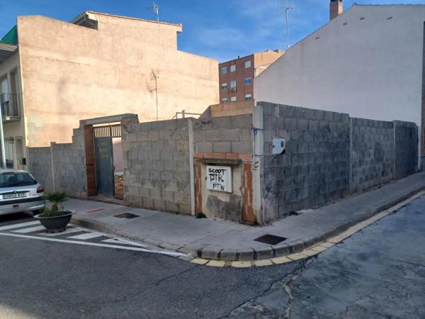 Terreno en calle de la Canaleta s/n