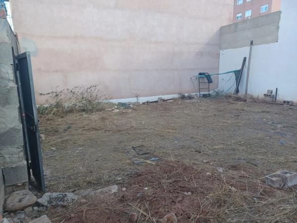 Terreno en calle de la Canaleta s/n