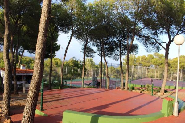 Terreno en Urbanización el Tochar, 100