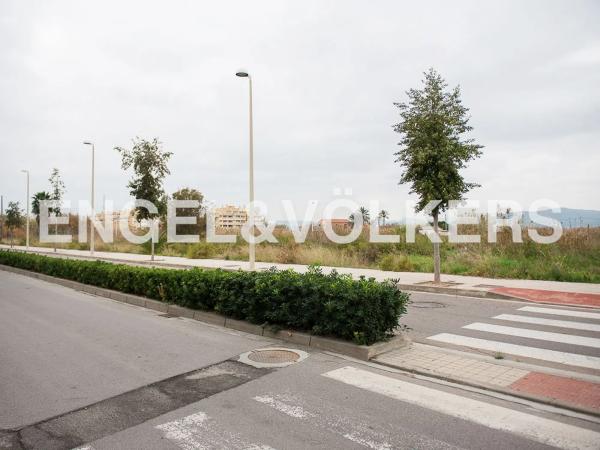 Terreno en calle del Cigne