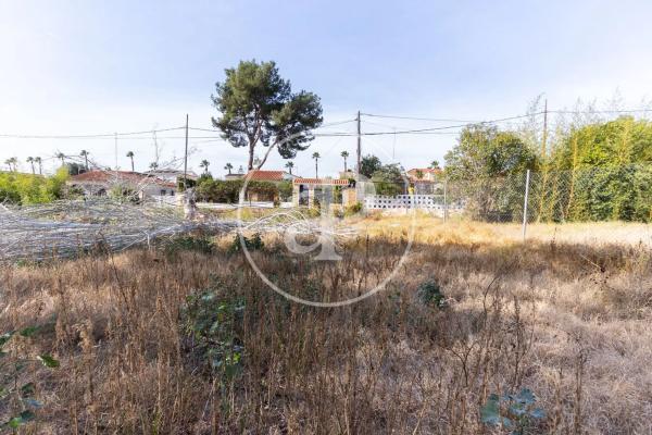 Terreno en calle San Ramón
