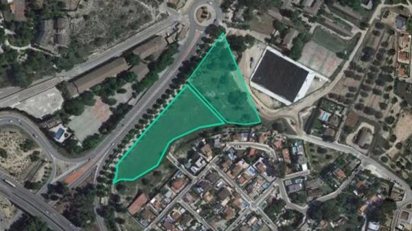 Terreno en Urbanizaciones