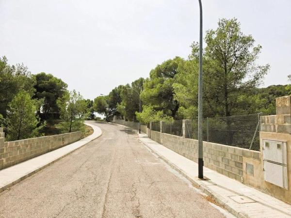 Terreno en calle Canteres, 18