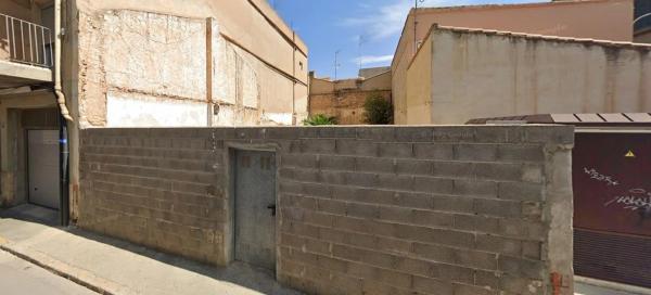 Terreno en calle del Mercat