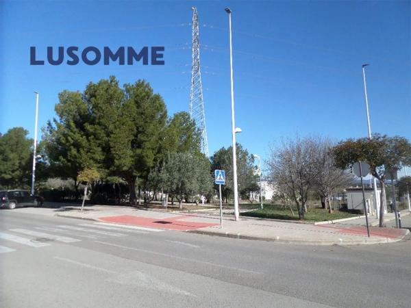 Terreno en calle Griva