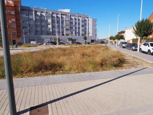Terreno en Parque de la Bombilla-Pla de Rascanya