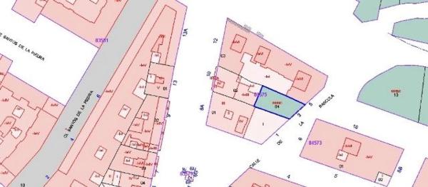 Terreno en calle la Bàscula