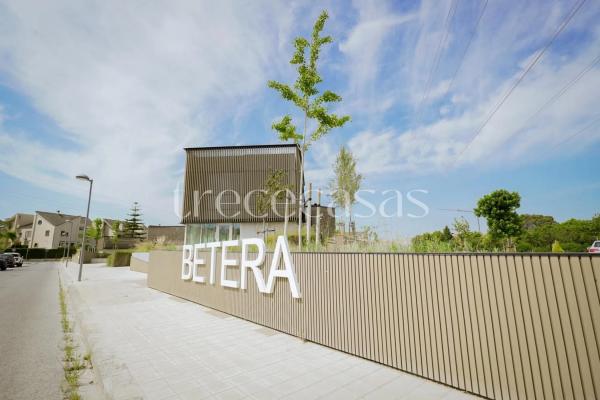 Terreno en calle Cotoliu