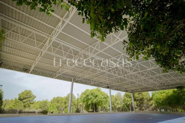 Terreno en calle Cotoliu