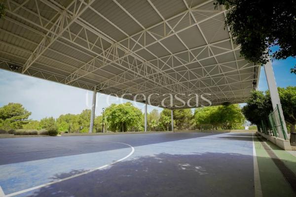 Terreno en calle Cotoliu