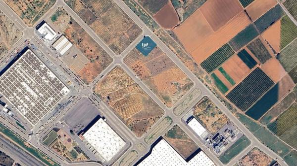 Terreno en via Sense Nom