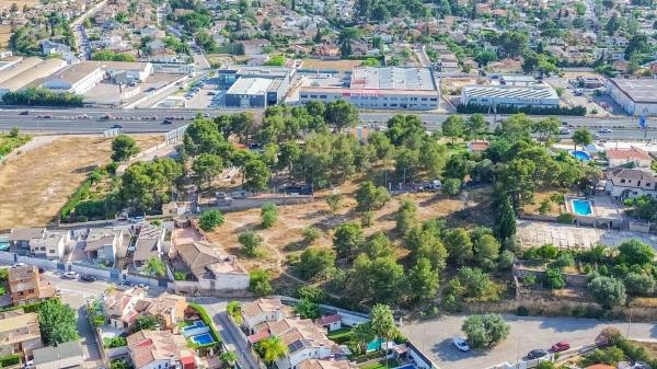 Terreno en calle la Lloma
