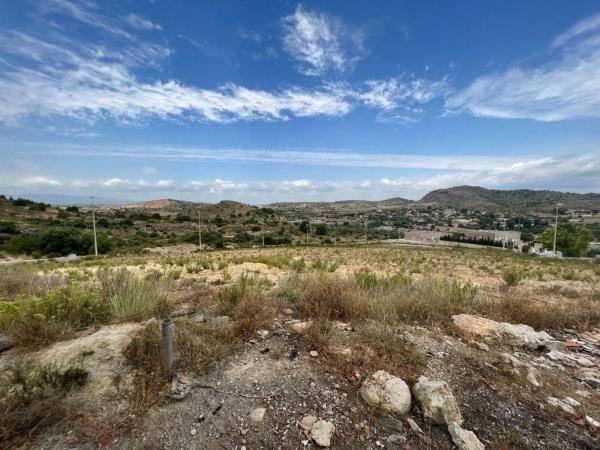 Terreno en calle de Sant Pasqual