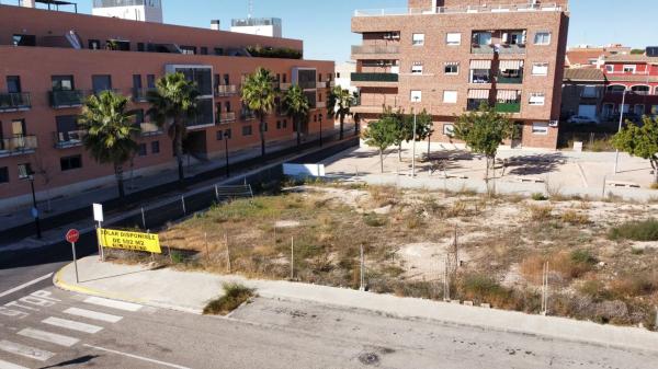 Terreno en avenida del País Valencià, 115