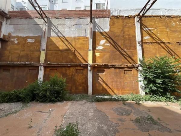 Terreno en calle la Bàscula, 6